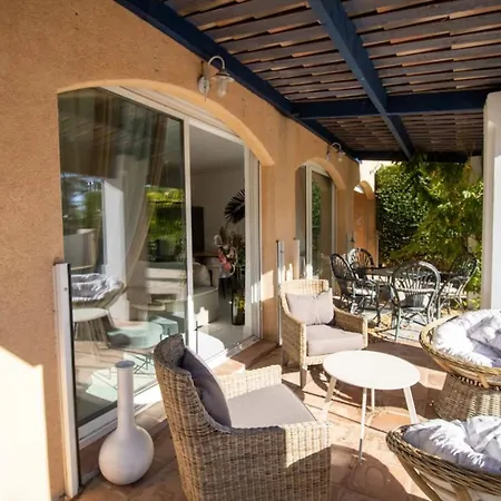Holiday home Quiet With Garden And Terrace In Frejus